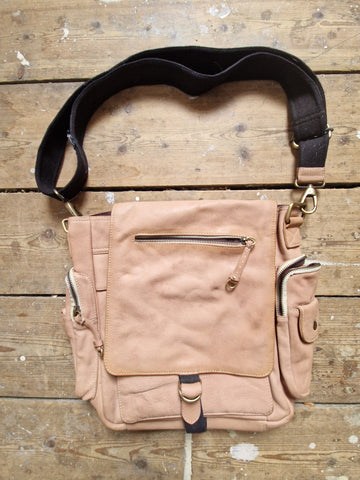 Archive camera bag sample in nude leather